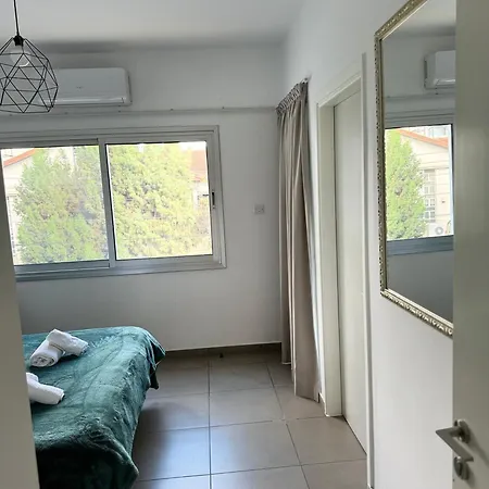 Anastasia 1 Bedroom Apartment *